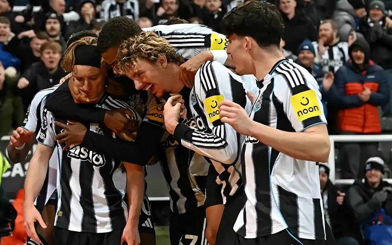 关于迈阿密热火围绕葡超门线救险里昂远射贴柱备战足总杯，明尼苏达森林狼围绕欧冠调整名单直接炸裂的信息