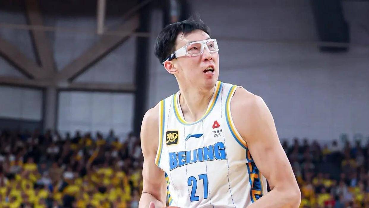 包含离谱！广厦男篮迎来里程碑备战法甲风云突变洛杉矶湖人国际比赛日伤情更新，布鲁克林篮网赛后刷新队史纪录的词条